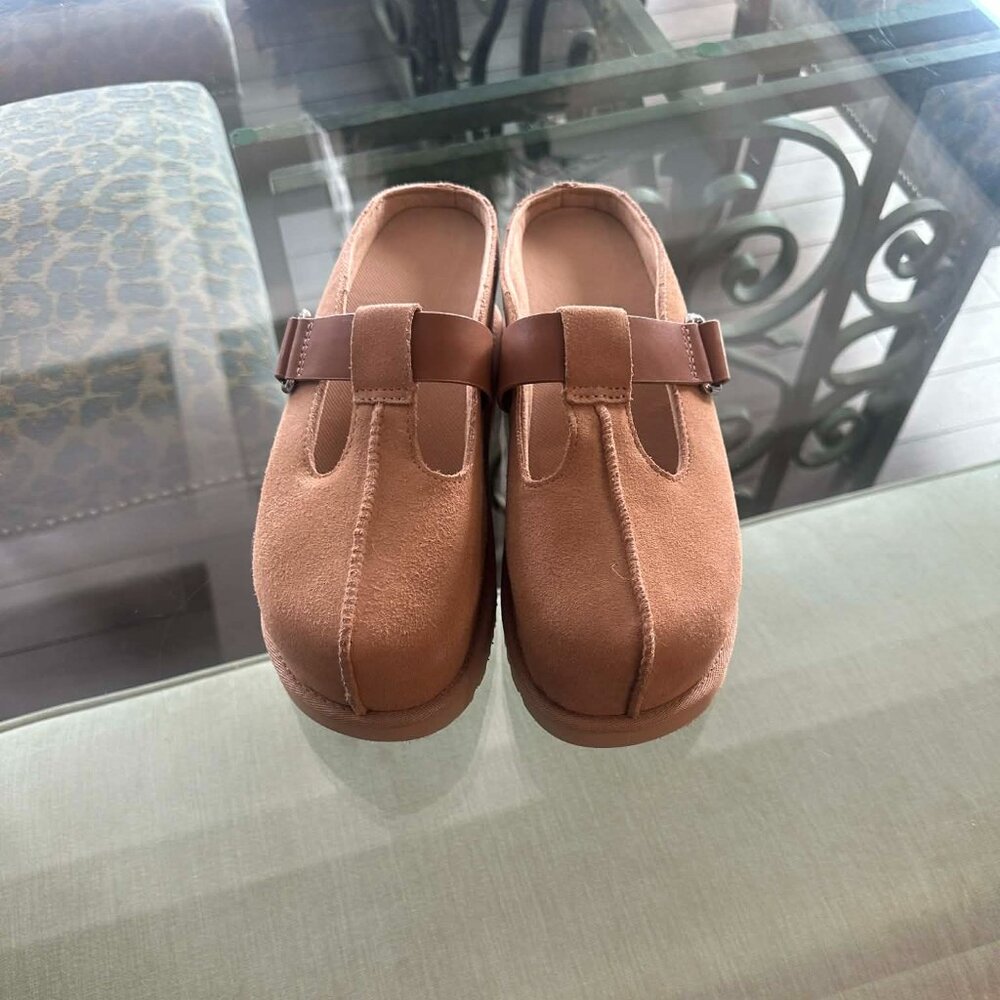 NEW UGG GOLDENSTAR HI PLATFORM CLOGS - SIZE: 8-1/2